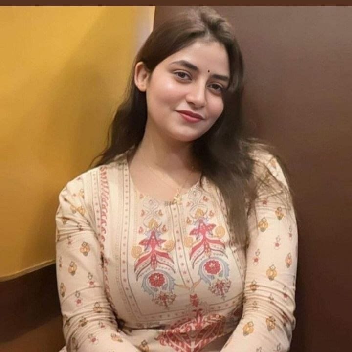 Nashik call girl service in  call and out call available