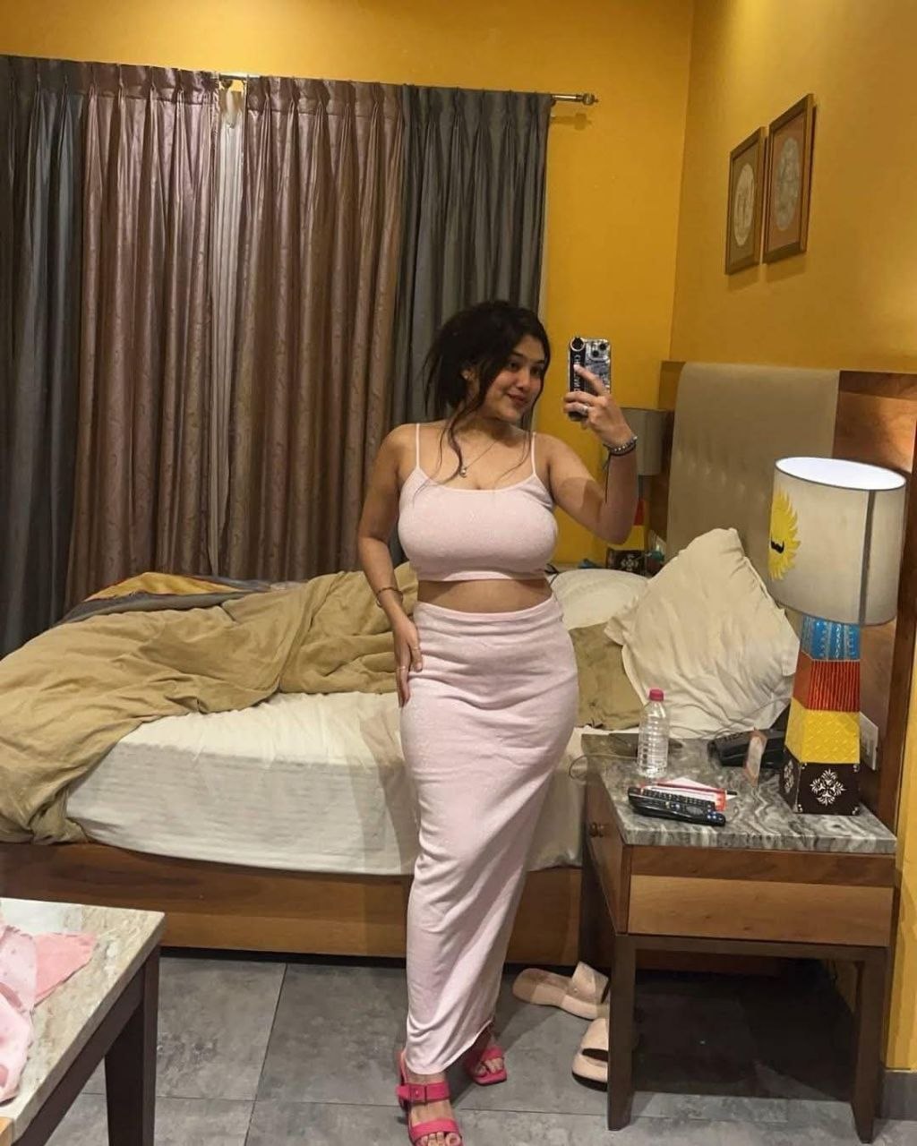 𝟐𝟎𝟎𝟎✍Unlimited Shots High quality low price girls avaaA