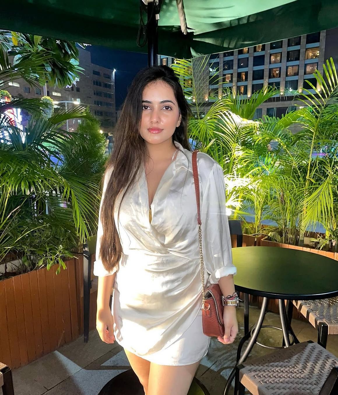 Pune Independent Escorts Call Girl's Services available.