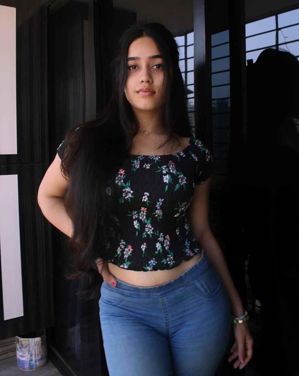 Mussoorie 2000 unlimited short high profile call girl incall outcall